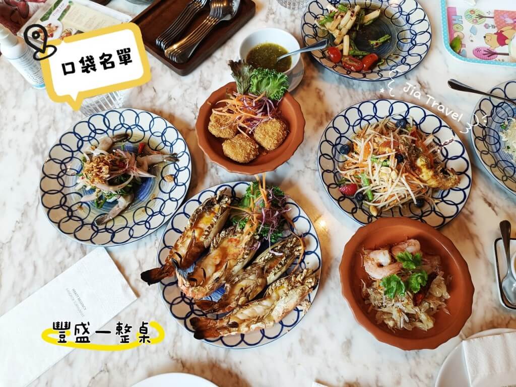 Market Cafe by Khao is an all-you-can-eat Thai place where they make your food fresh when you order.