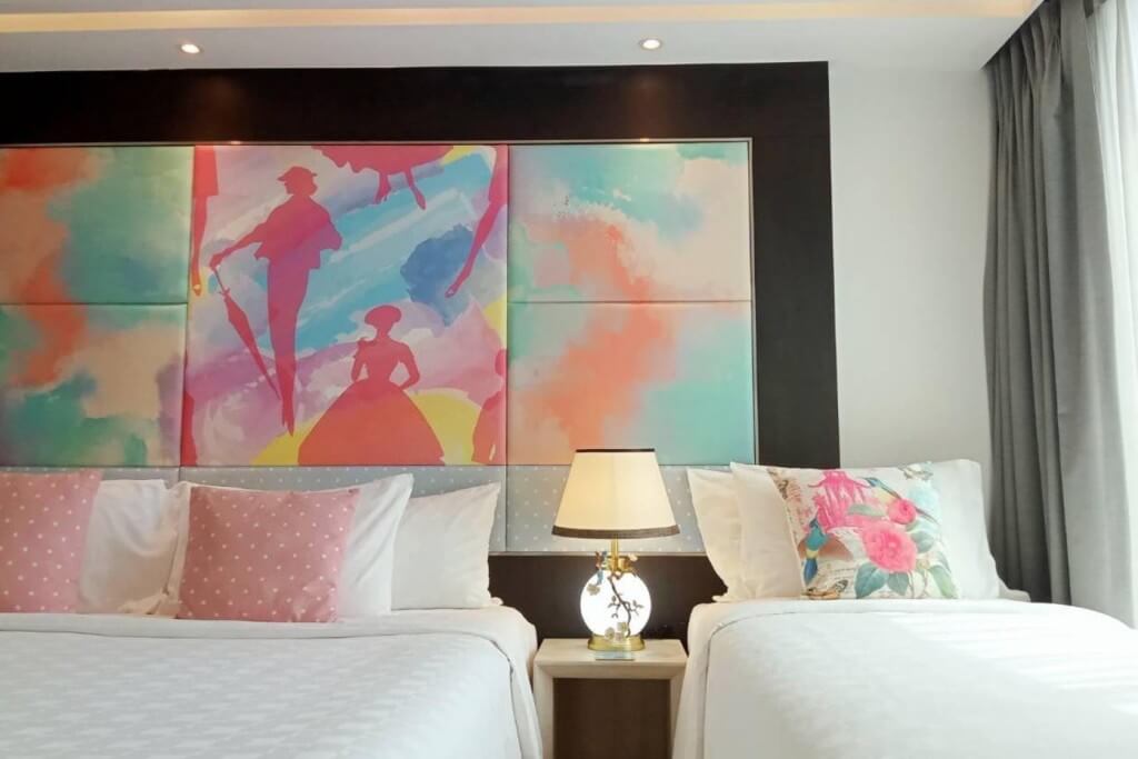 Hotel Clover Asoke's triple room is group-friendly for three people traveling together, as there's no need to book an extra room.