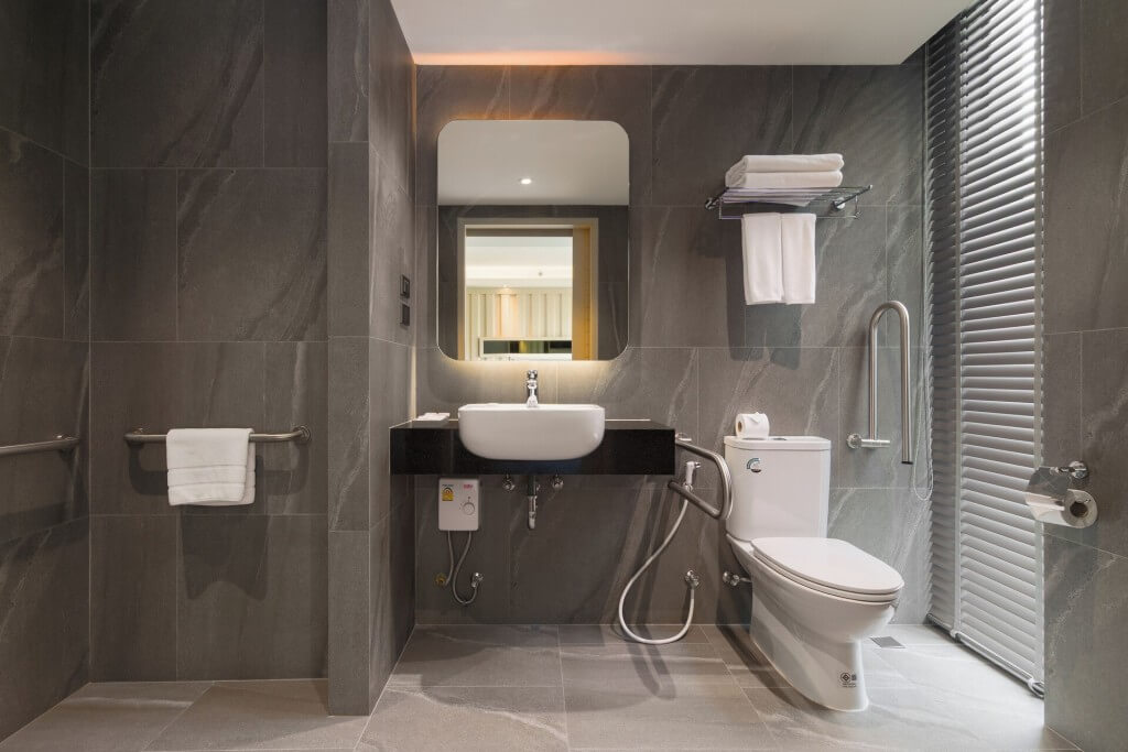 T2 The Portal Sukhumvit Nice & modern bathroom