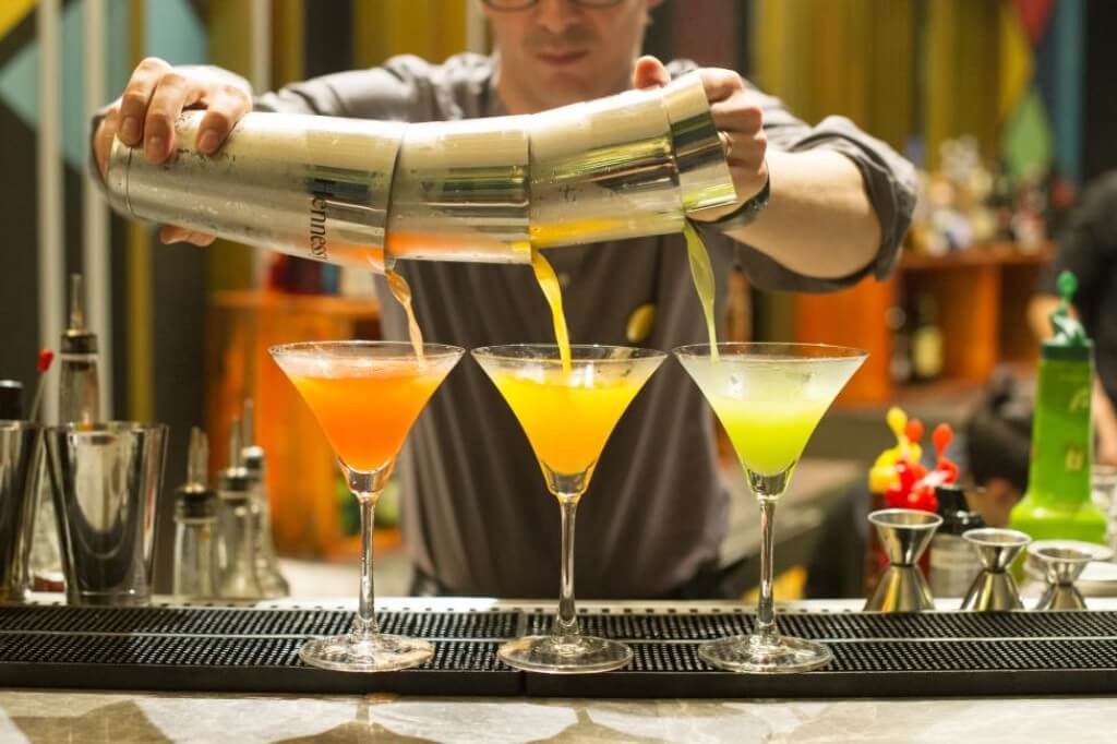 Head to Sky on 20 rooftop bar, grab a cocktail, chill out in the breeze, and vibe to some upbeat tunes.