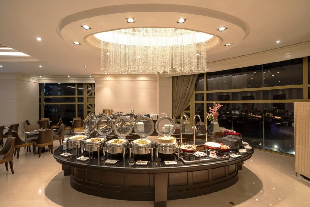 Grande Centre Point Hotel Ratchadamri Bangkok breakfast buffet spread with Thai and Western food