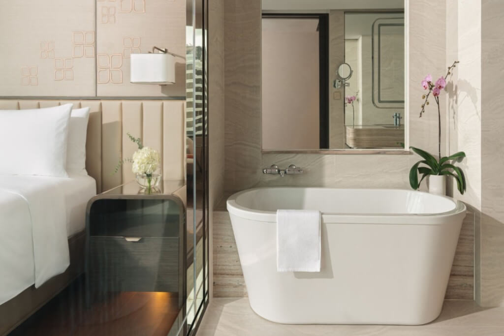 Intercontinental Bangkok spacious bathtub with elegant lighting and relaxing atmosphere