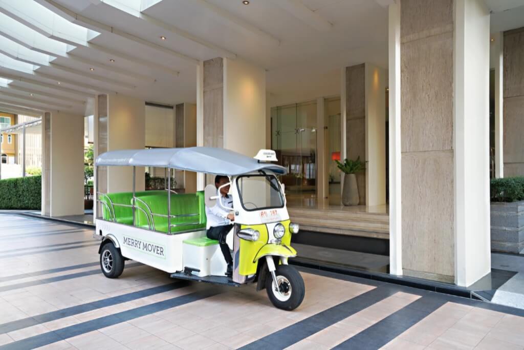 Courtyard Bangkok free tuk tuk shuttle to BTS Chit Lom station