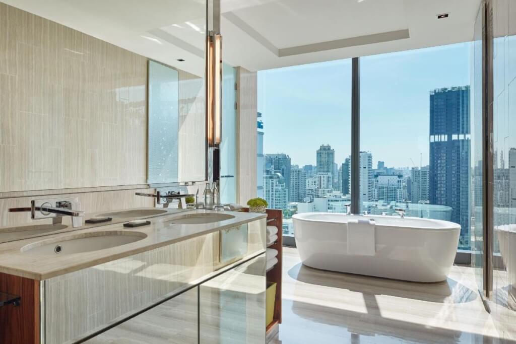 The bathroom at Hyatt Regency Bangkok Sukhumvit is huge. It even has a bathtub so you can relax and soak.