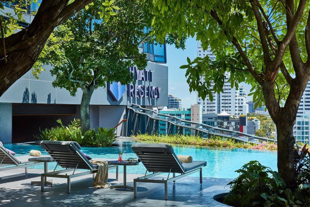 The swimming pool at the Hyatt Regency Bangkok Sukhumvit is one of the highlights. During the day, you can chill by the pool, take a dip, and soak up some sun.