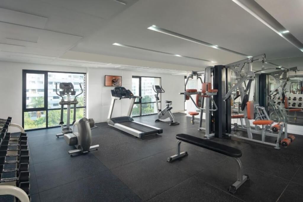 Citadines Sukhumvit 8 Gym: Basic gear to get your sweat on.