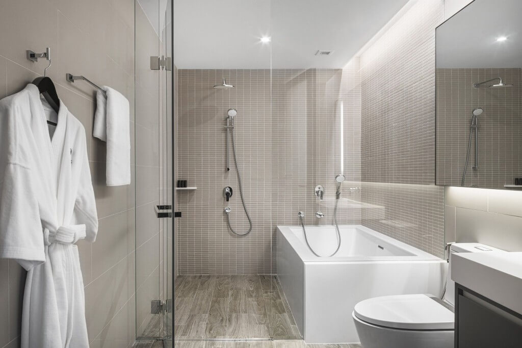Oakwood Suites Bangkok bathtub for a relaxing soak after a long day