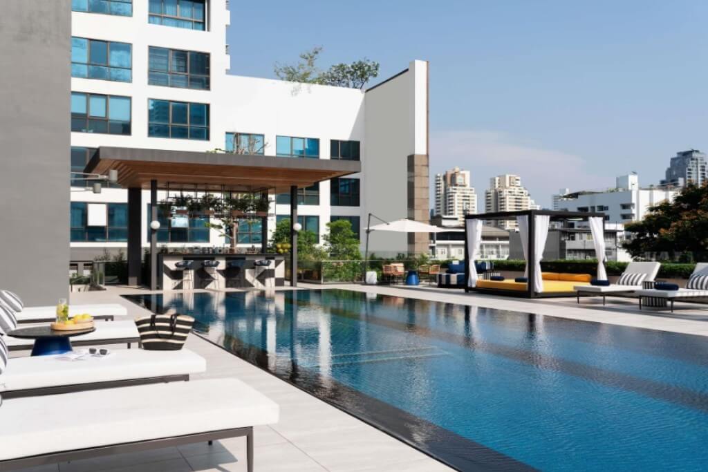 Tribe Living Bangkok Sukhumvit 39 outdoor swimming pool for relaxation