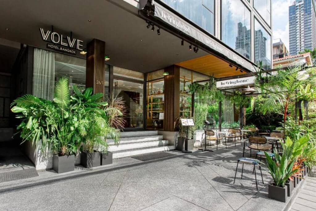 Volve Hotel Bangkok main entrance with warm lighting and welcoming atmosphere
