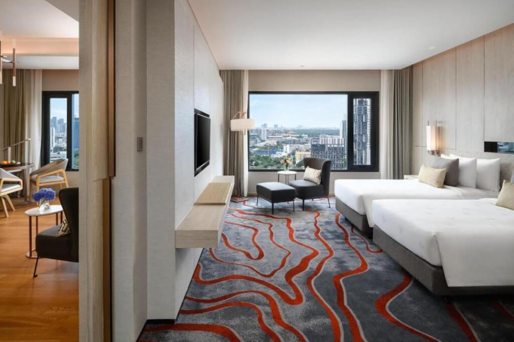 Guest room at Hotel Nikko Bangkok with large window and excellent natural light