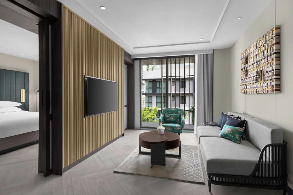 Madi Paidi Bangkok Autograph Collection suite with independent living room and spacious layout