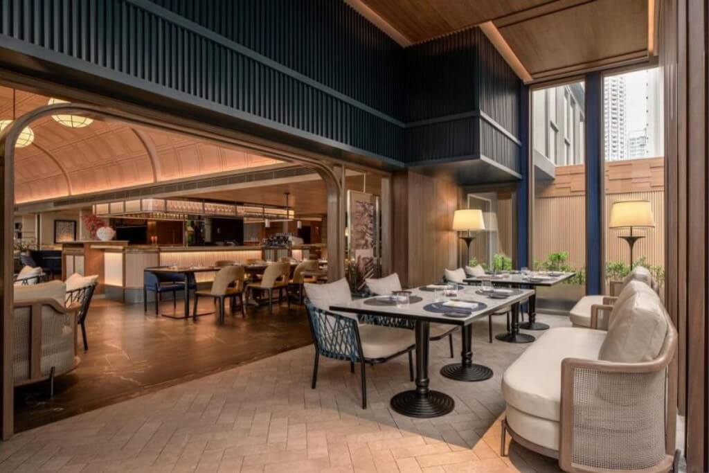 Madi Paidi Bangkok Autograph Collection beautifully decorated breakfast restaurant