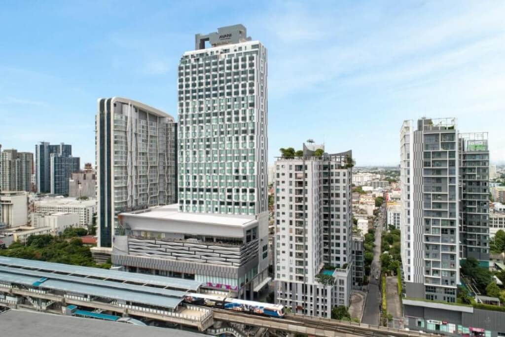 Avani Sukhumvit Bangkok modern hotel exterior on Sukhumvit Road