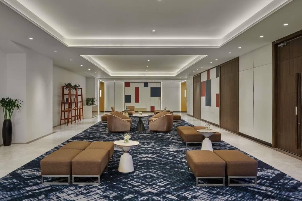 Novotel Bangkok Siam Square lobby seating area with spacious sofa arrangement
