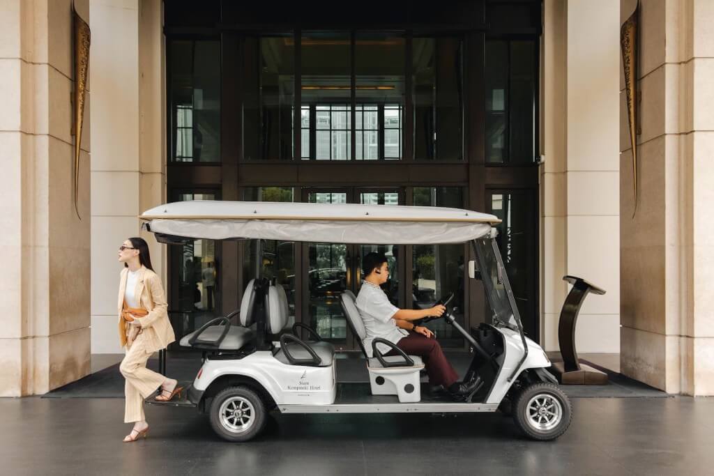 Siam Kempinski Hotel Bangkok free golf cart shuttle to BTS Siam station and shopping malls