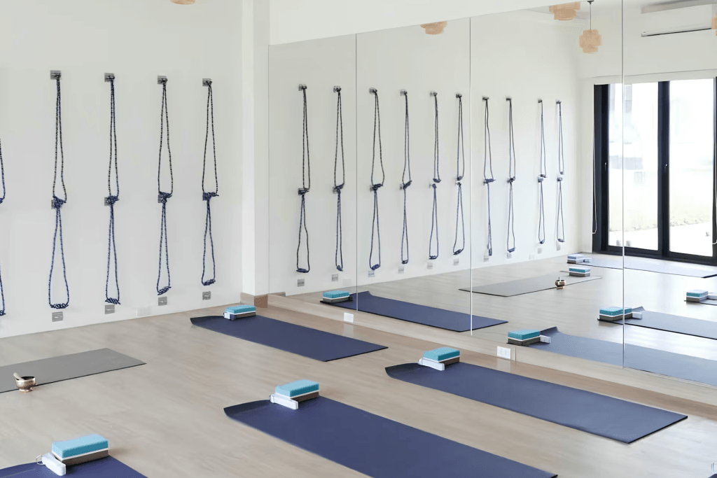 Bright and clean yoga room at Sacha Thonglor